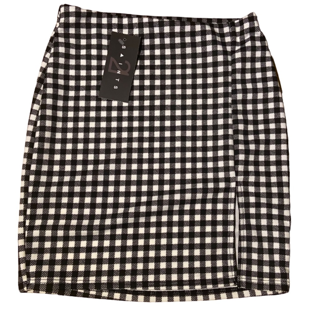 NEW Women’s Black and White Plaid Saints21 Mini Skirt Size S